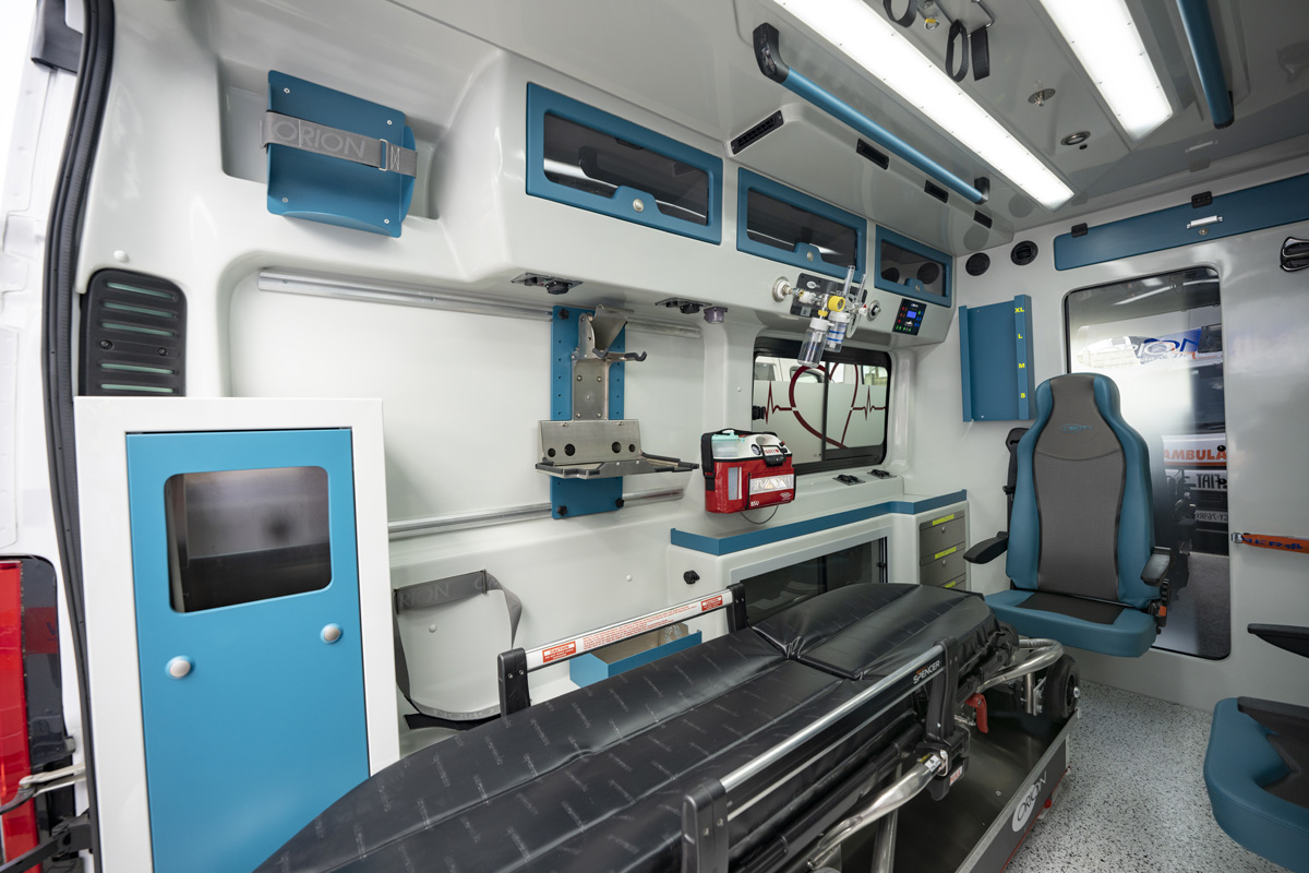 interno-allestimento-ambulanza-quadra interno-allestimento-ambulanza-quadra